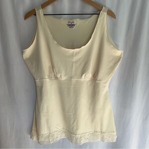 Spanx Hide and Sleek Lace Scoop Neck shapewear Cami in cream
